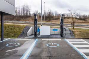Benefits of Investing in Commercial EV Chargers